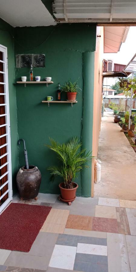Jazepuri - Jaze 3 Otel Kuching Dış mekan fotoğraf